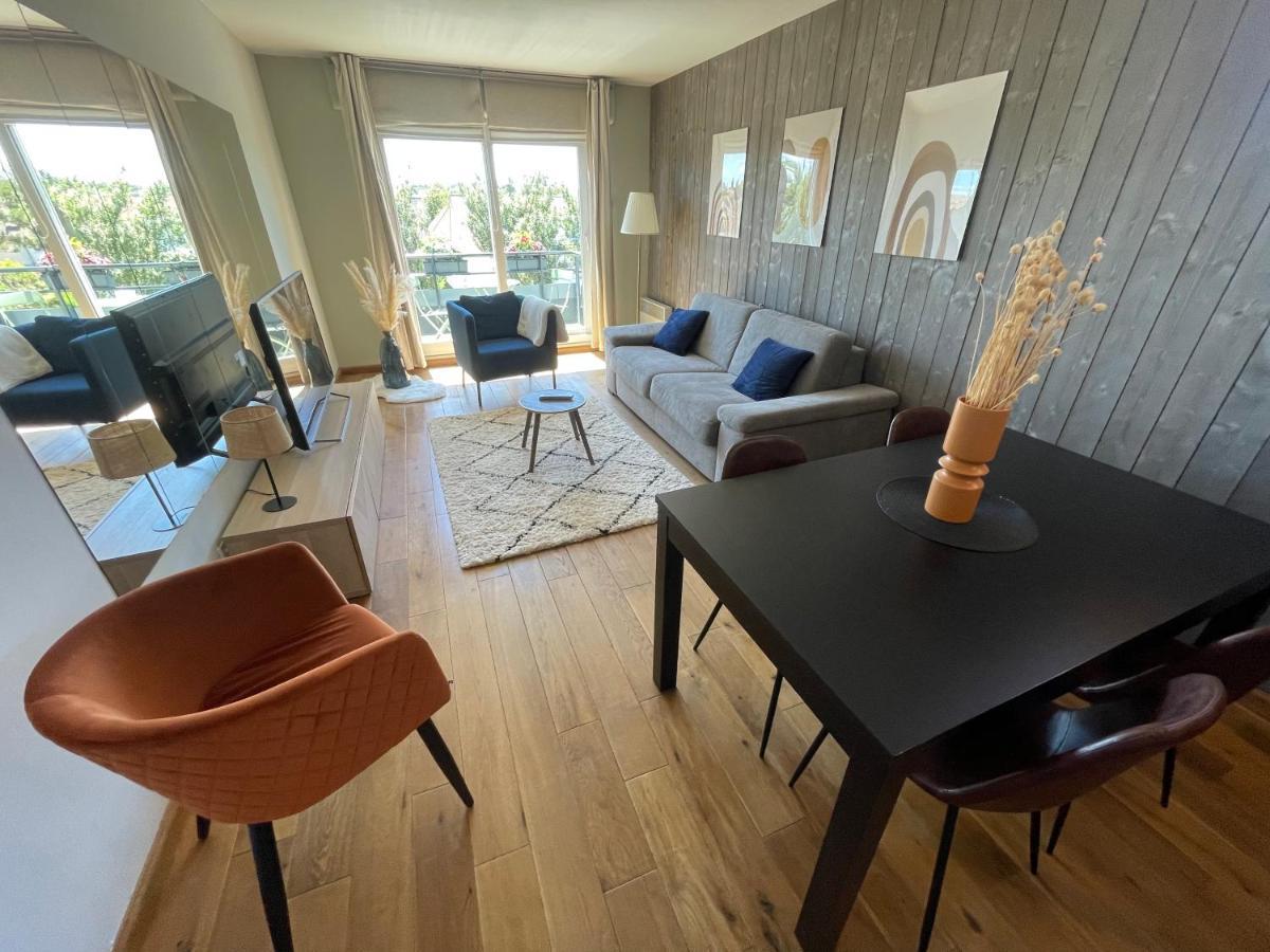 Mizar, Joli Appt Renove Avec Parking Et Balcon Apartment Courseulles-sur-Mer Luaran gambar